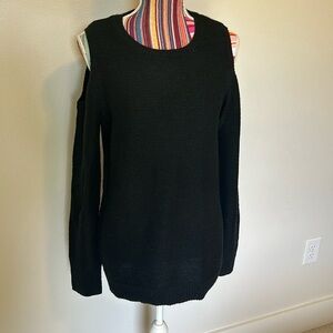 Black Cold Shoulder Long-sleeved Sweater